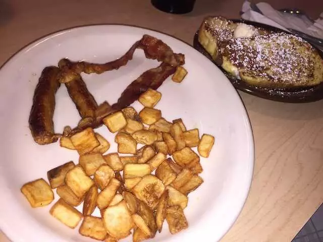 Village Inn