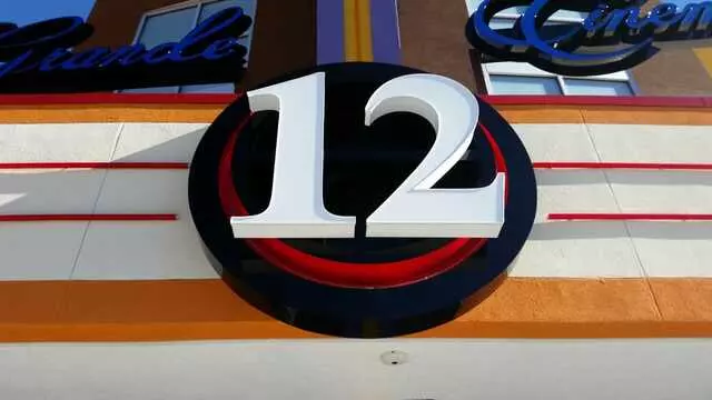 AMC Classic Albuquerque 12