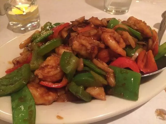 Tsai’s Chinese Bistro