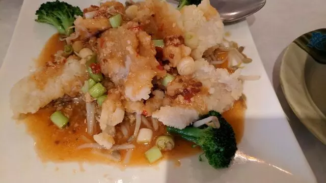 Tsai’s Chinese Bistro