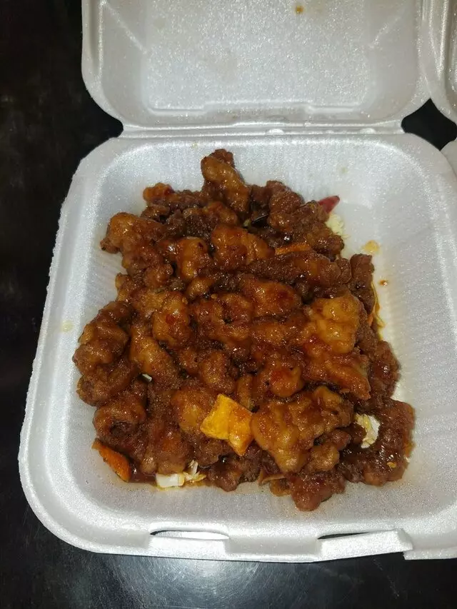 Tsai’s Chinese Bistro