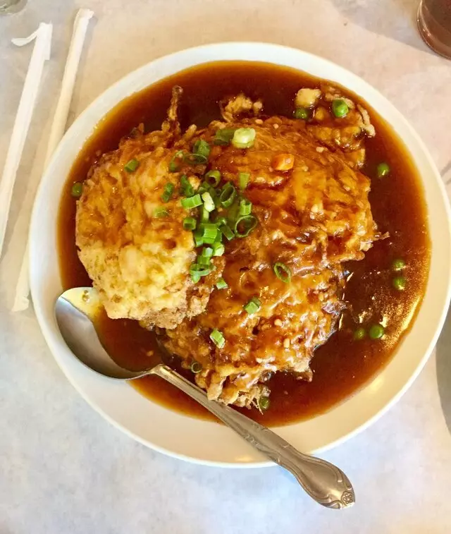 Tsai’s Chinese Bistro
