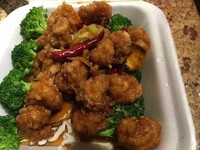 Tsai’s Chinese Bistro
