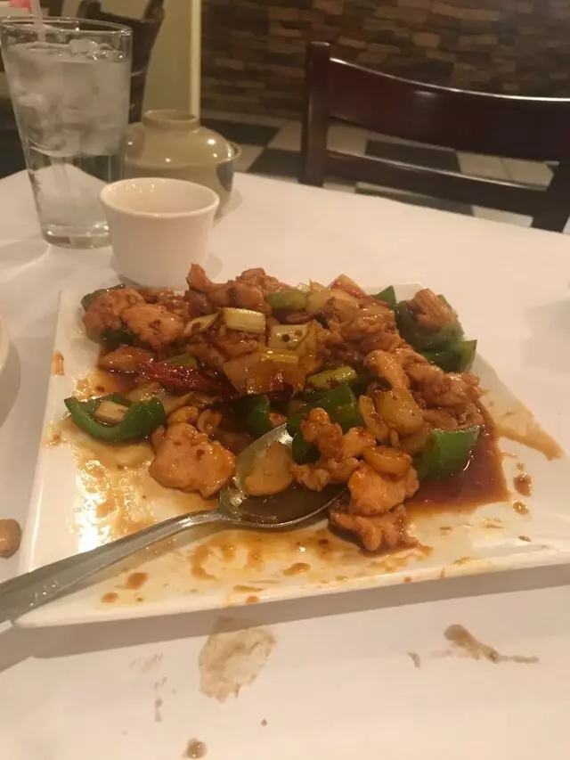 Tsai’s Chinese Bistro