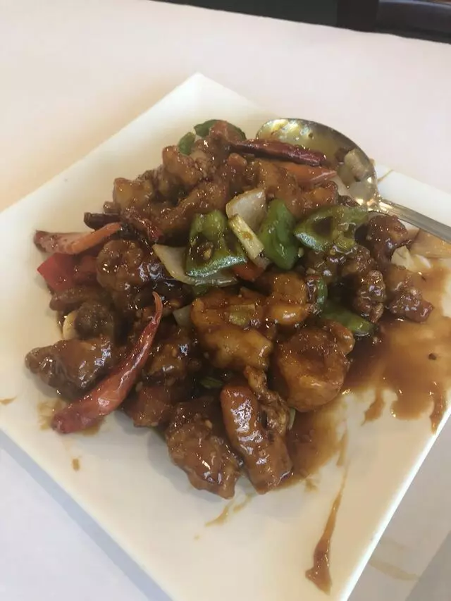 Tsai’s Chinese Bistro