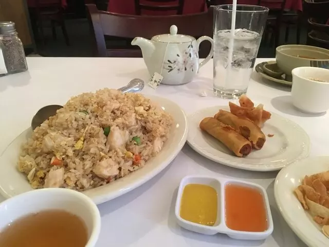 Tsai’s Chinese Bistro