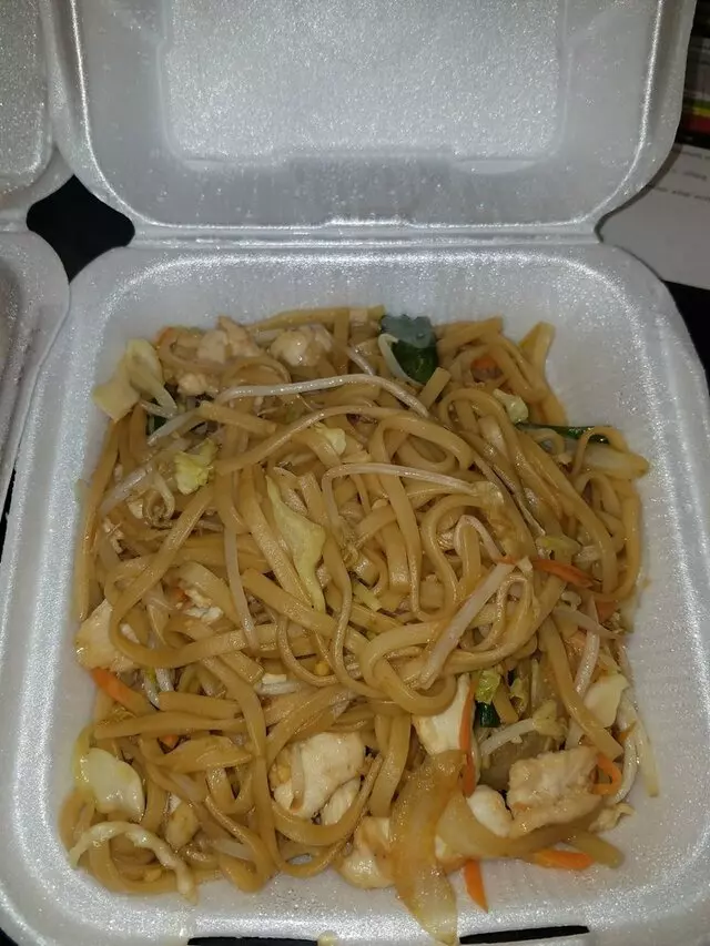 Tsai’s Chinese Bistro
