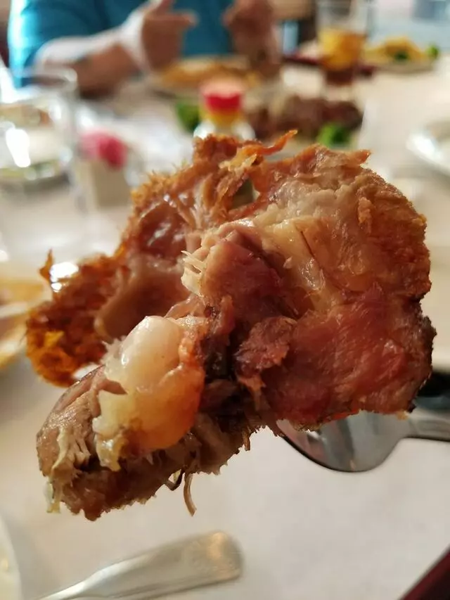 Tsai’s Chinese Bistro