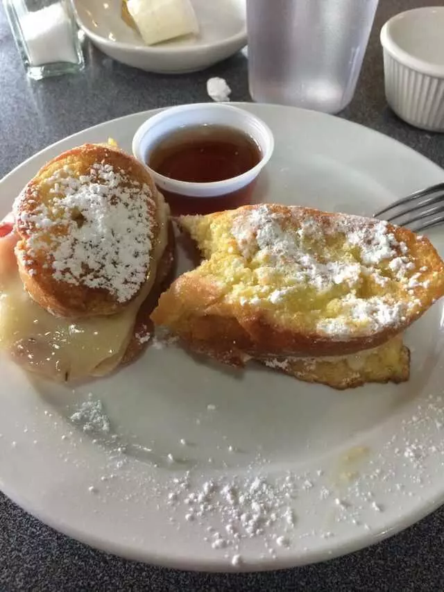 Savory Fare Cafe, Bakery & Catering