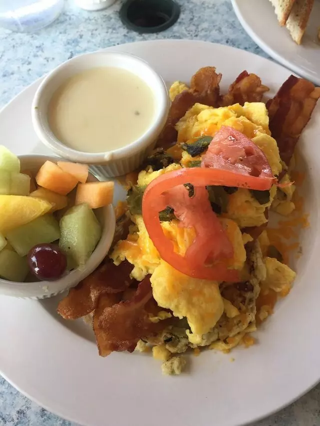 Savory Fare Cafe, Bakery & Catering