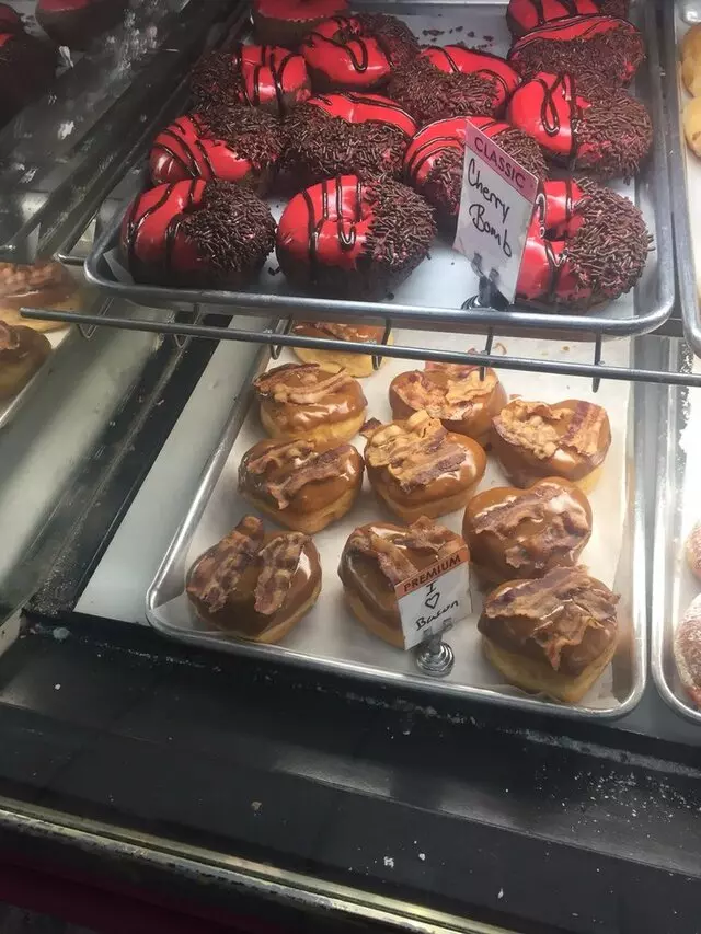 Rebel Donut