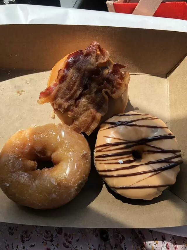 Rebel Donut