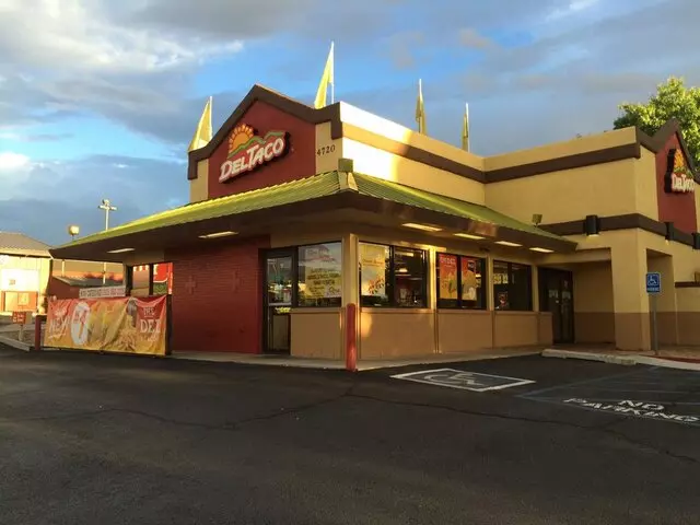 Del Taco