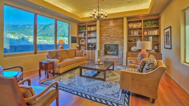 Rob Lauer  - Coldwell Banker Legacy
