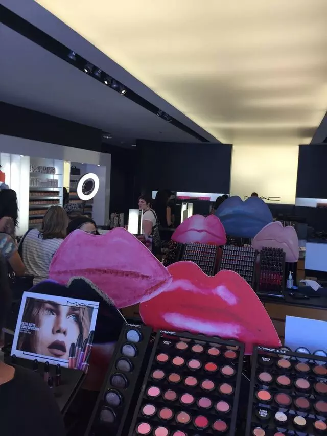 MAC Cosmetics