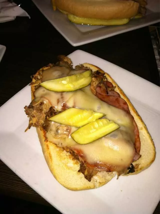 Uptown Sports Bar
