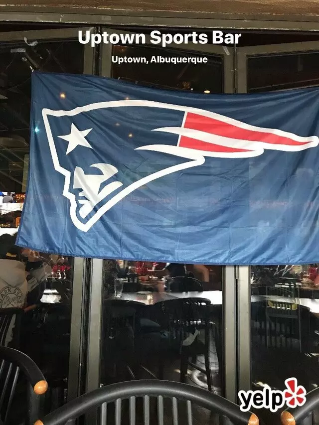 Uptown Sports Bar
