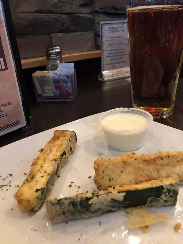 Uptown Sports Bar