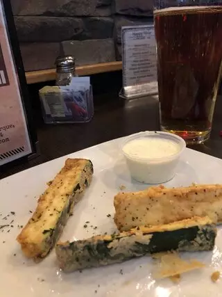 Uptown Sports Bar