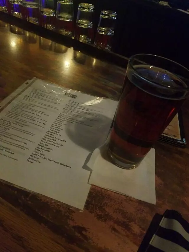 Uptown Sports Bar