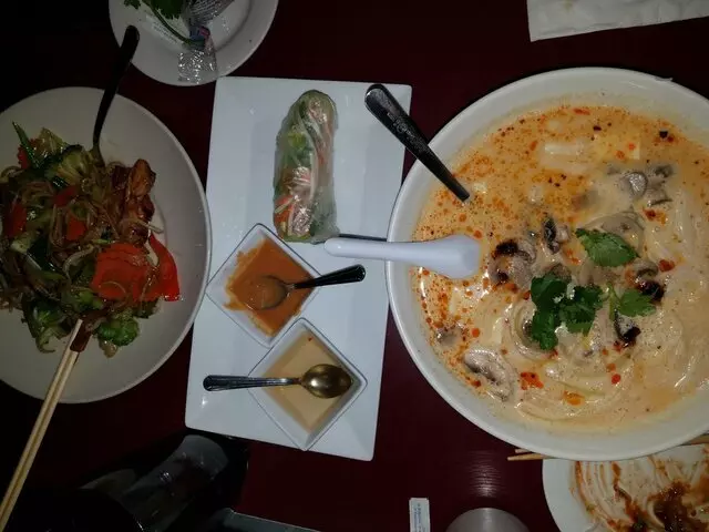 Asian Noodle Bar