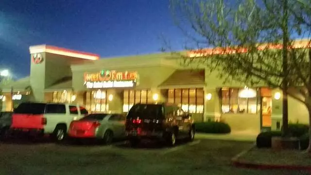 Sweet Tomatoes