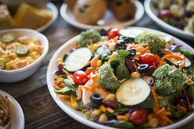 Sweet Tomatoes