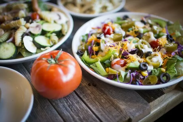 Sweet Tomatoes