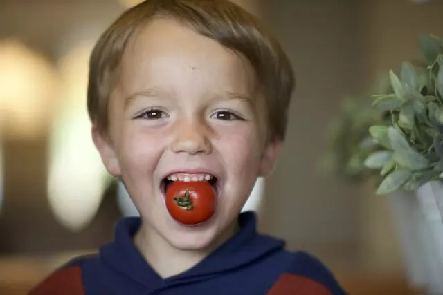 Sweet Tomatoes