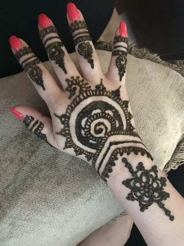 Azka’s Henna Art