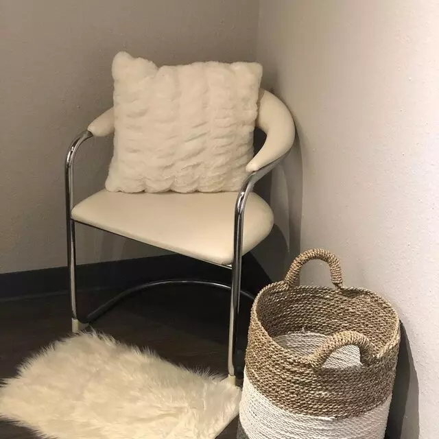 De Colores Salon Studios