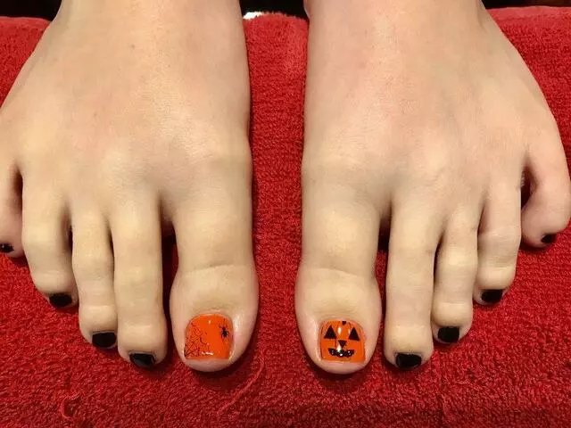 Angels Nails