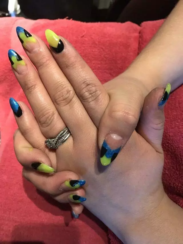 Angels Nails