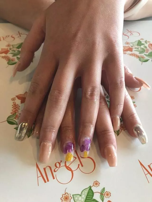 Angels Nails