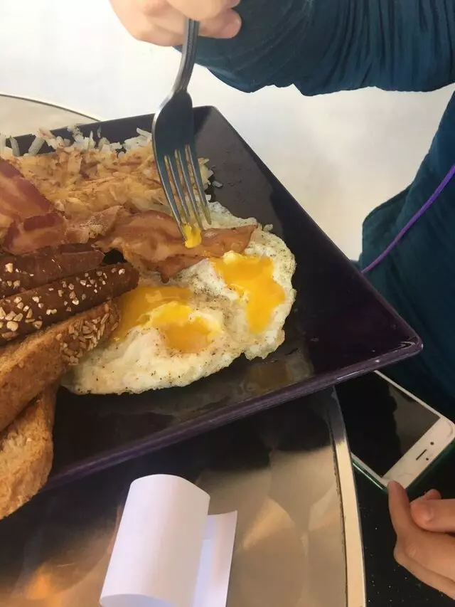 2G’s Bistro