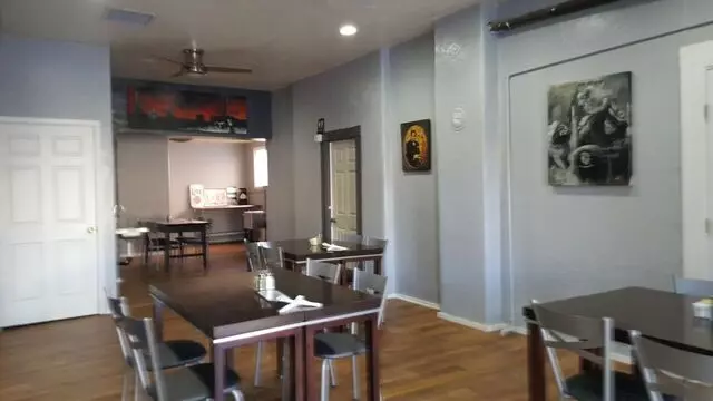 2G’s Bistro