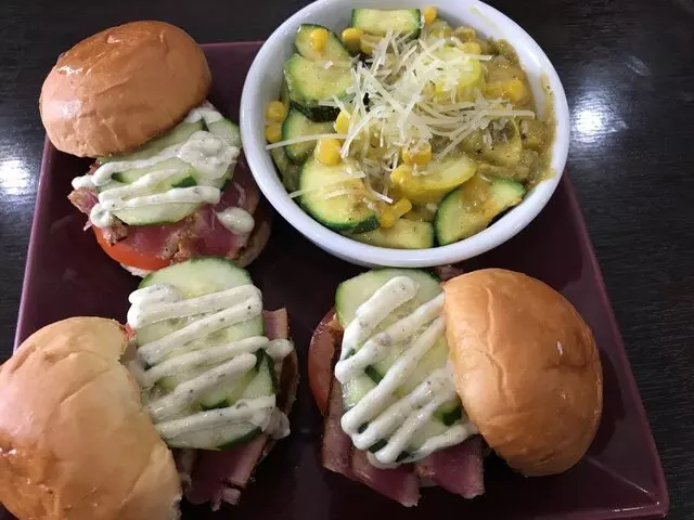 2G’s Bistro