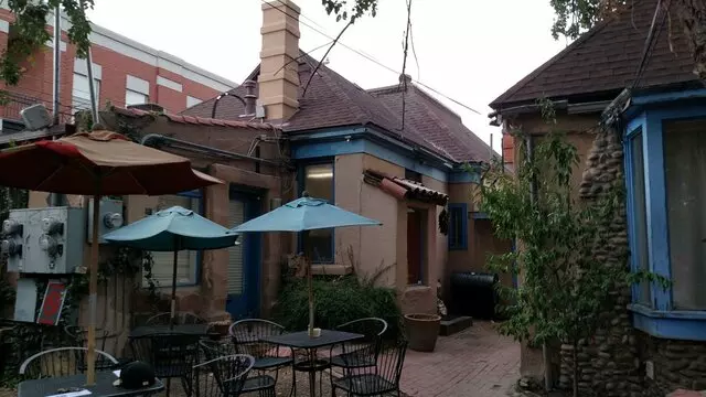 2G’s Bistro