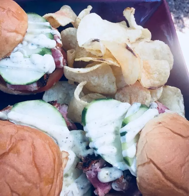 2G’s Bistro