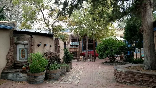 2G’s Bistro