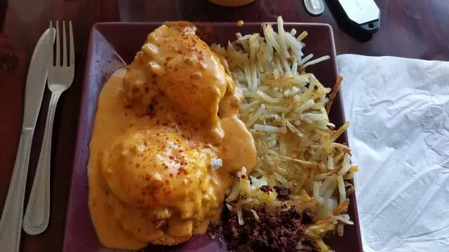 2G’s Bistro