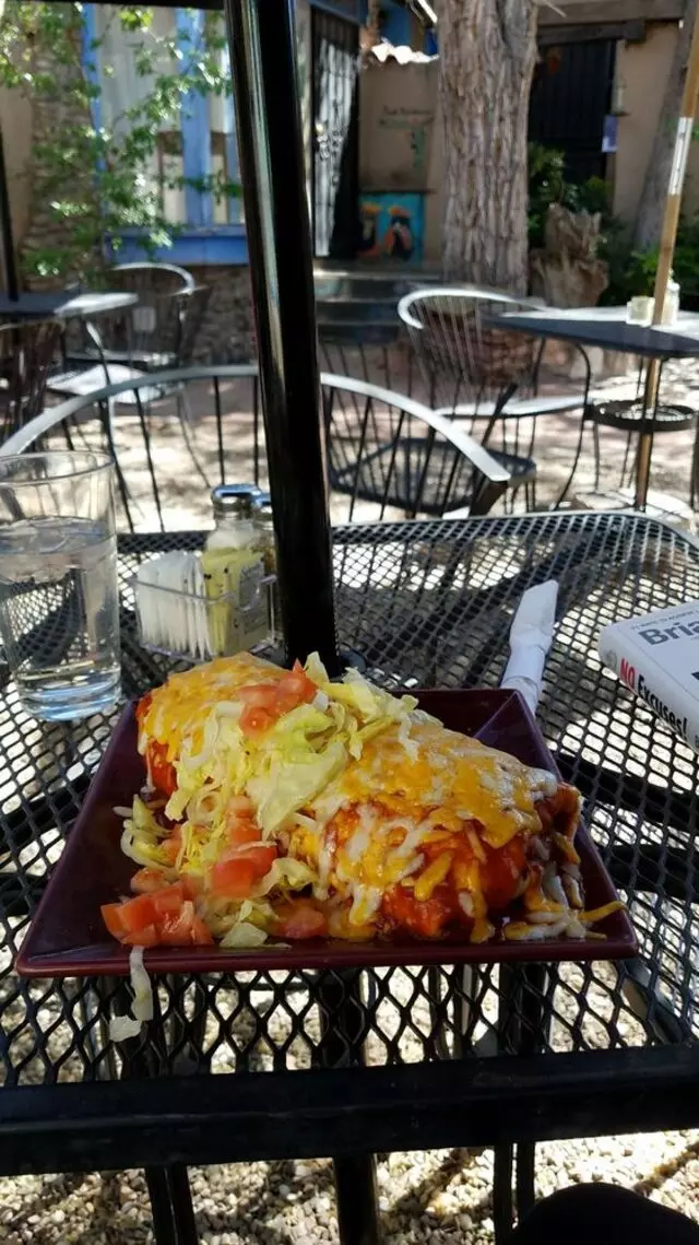 2G’s Bistro