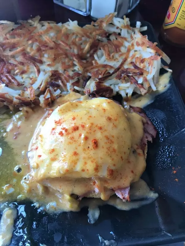 2G’s Bistro