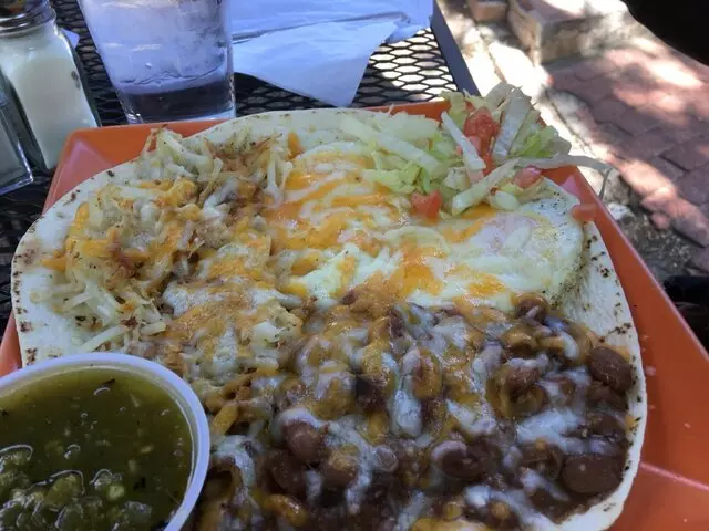 2G’s Bistro