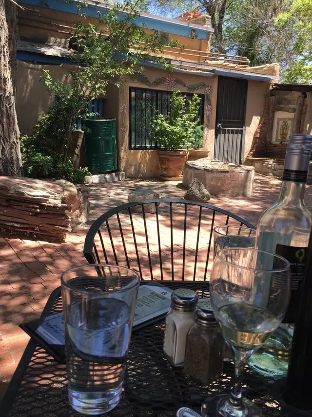 2G’s Bistro