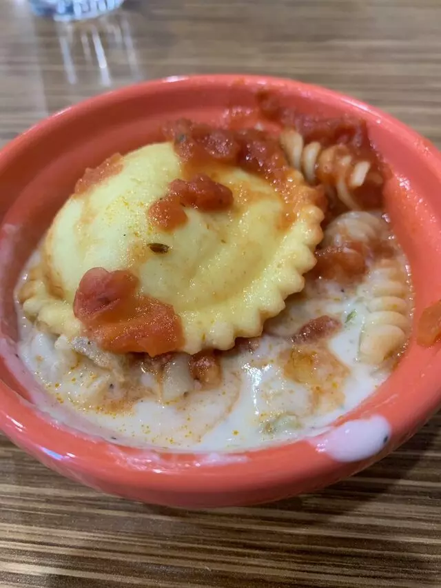 Tomato Cafe
