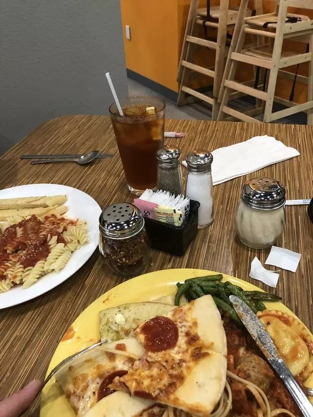 Tomato Cafe