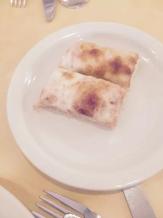 Tomato Cafe