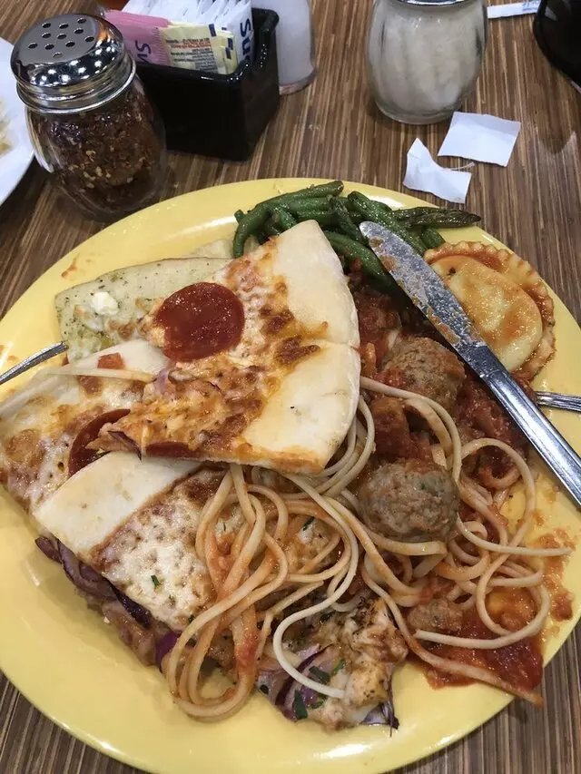 Tomato Cafe