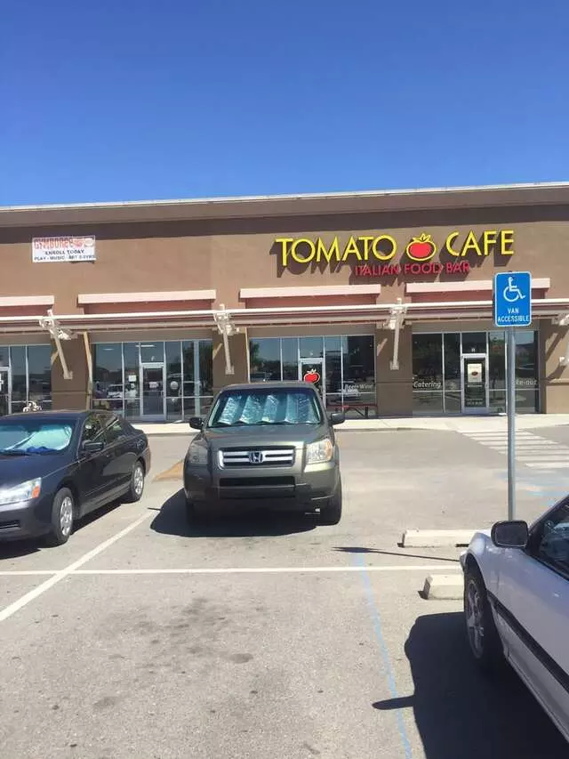 Tomato Cafe